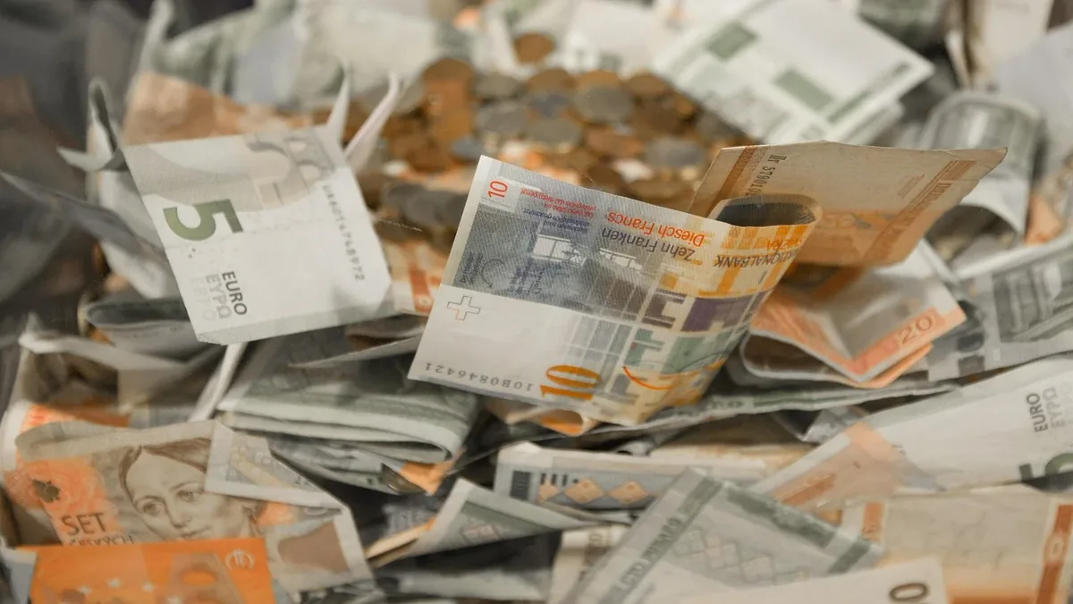 Money Conflict